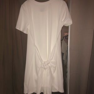 Sabo Skirt Dresses - White Sabo wrap dress Sabo Skirt Dresses - White Sabo wrap dress